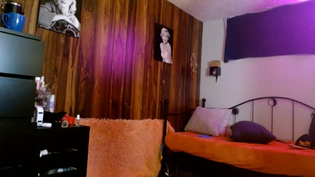 bombshellbaeby tits Webcam SHOW @ Chaturbate 06-06-2025