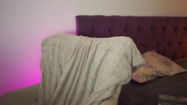 notamericanpie23 boobs Webcam SHOW @ Chaturbate 07-06-2025
