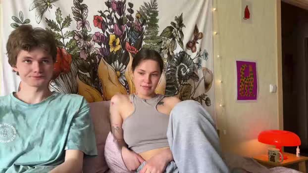di_n_alex kissing Webcam SHOW @ Chaturbate 08-06-2025