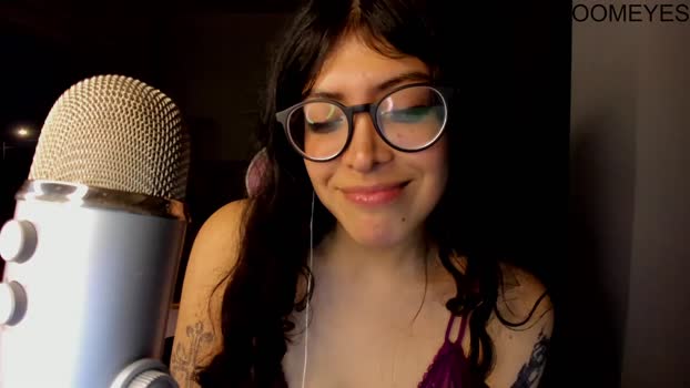 bedroomeyess Recorded Webcam SHOW @ Chaturbate 09-06-2025