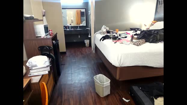 lucyloveslookers78240 Naked Webcam SHOW @ Chaturbate 10-06-2025