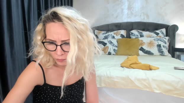 nicepussyfuckk18 lovense Webcam SHOW @ Chaturbate 10-06-2025