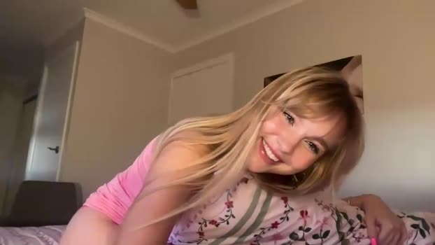 kittengirlxo bigcock Webcam SHOW @ Chaturbate 13-06-2025