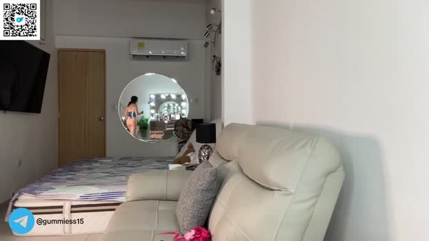 _gummies15 natural Webcam SHOW @ Chaturbate 19-06-2025