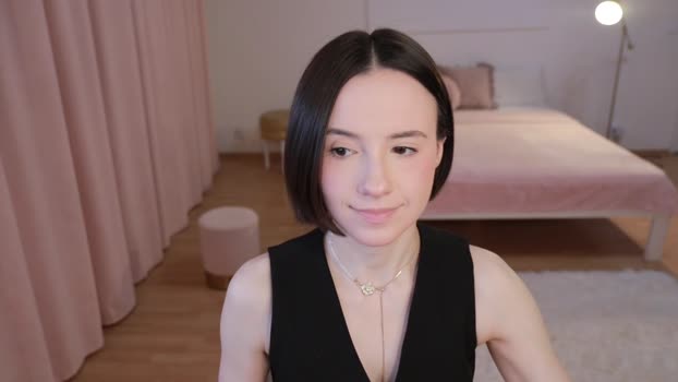 _female_essence_ prettyface Webcam SHOW @ Chaturbate 19-06-2025