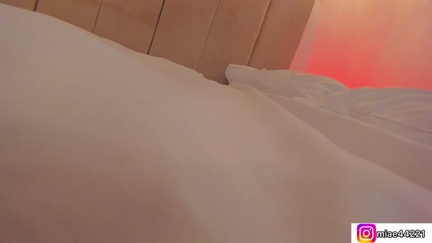 _e_m_m_a_1 orgasm Webcam SHOW @ Chaturbate 21-06-2025