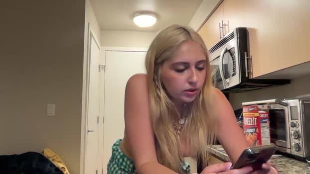 kenziesmithh suckshow Webcam SHOW @ Chaturbate 25-06-2025