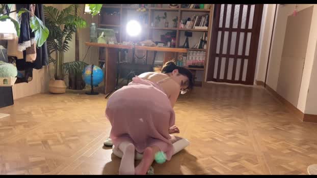 yuanlili lickpussy Webcam SHOW @ Chaturbate 03-07-2025