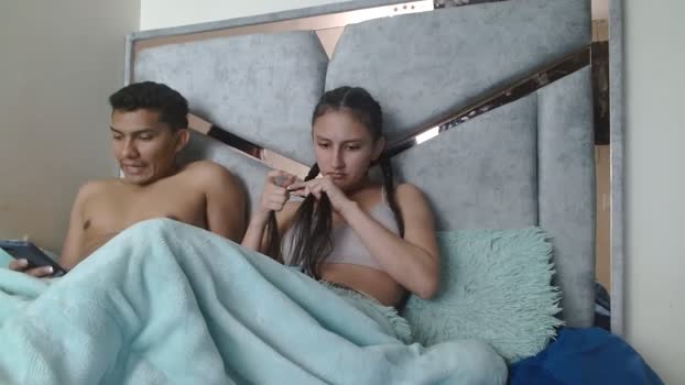 alexvsluisa Cam Webcam SHOW @ Chaturbate 06-07-2025