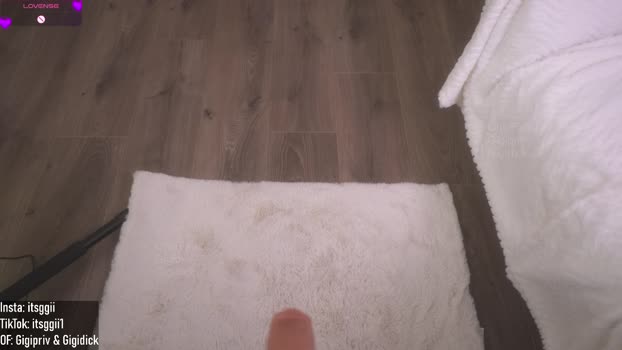 gigi_ulala suckcock Webcam SHOW @ Chaturbate 12-07-2025