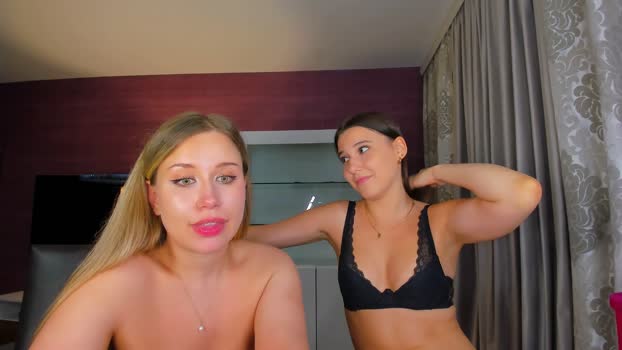 sexxxsirens show Webcam SHOW @ Chaturbate 05-08-2025