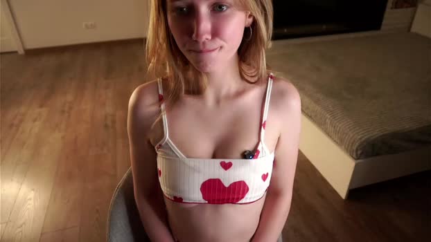 emmyleri amateur Webcam SHOW @ Chaturbate 06-08-2025