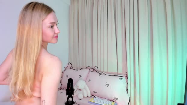 kitty__sophie kiss Webcam SHOW @ Chaturbate 26-08-2025