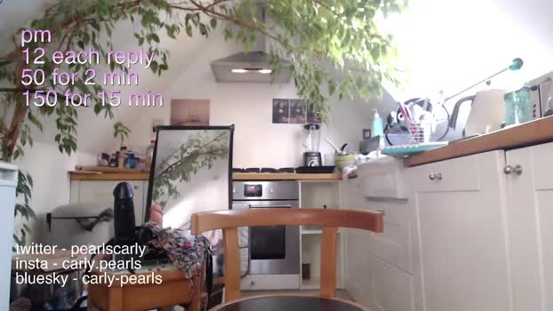 carlypearls lick Webcam SHOW @ Chaturbate 05-09-2025