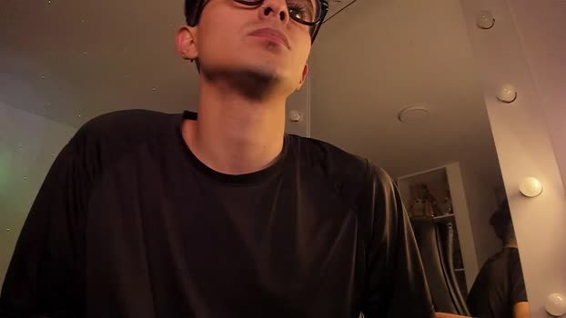 mikeyvioleta deepthroat Webcam SHOW @ Chaturbate 15-09-2025