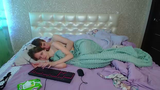 sosaguillypleasure hot Webcam SHOW @ Chaturbate 30-09-2025