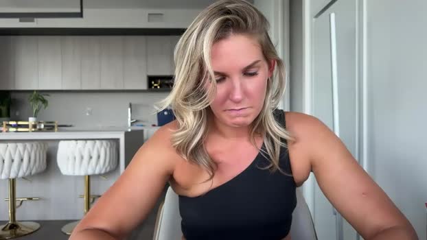 graciemae_baexx Show Webcam SHOW @ Chaturbate 02-10-2025