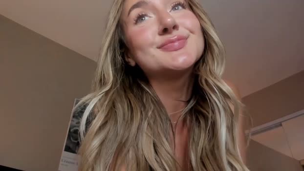dreamyylilah kissing Webcam SHOW @ Chaturbate 06-10-2025