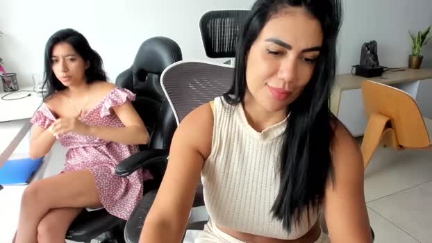 emillybrowm naked Webcam SHOW @ Chaturbate 09-10-2025