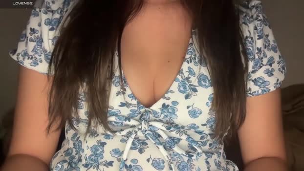 ladybird21 kissing Webcam SHOW @ Chaturbate 12-10-2025