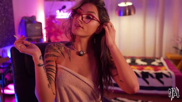 informal_ beauty Webcam SHOW @ Chaturbate 17-10-2025