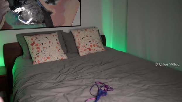 chloewildd kiss Webcam SHOW @ Chaturbate 19-10-2025