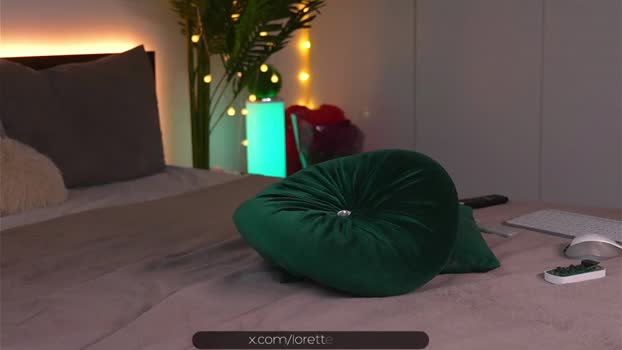 lorettelorenaa lick Webcam SHOW @ Chaturbate 21-10-2025