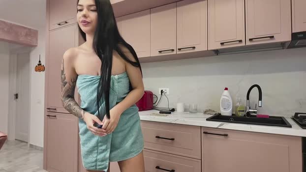 rrr1995 tits Webcam SHOW @ Chaturbate 21-10-2025
