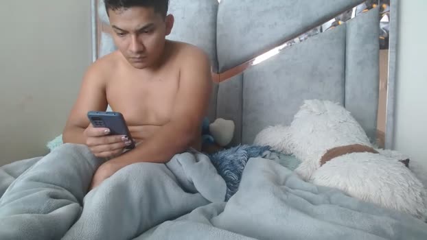 alexvsluisa blowjob Webcam SHOW @ Chaturbate 21-10-2025