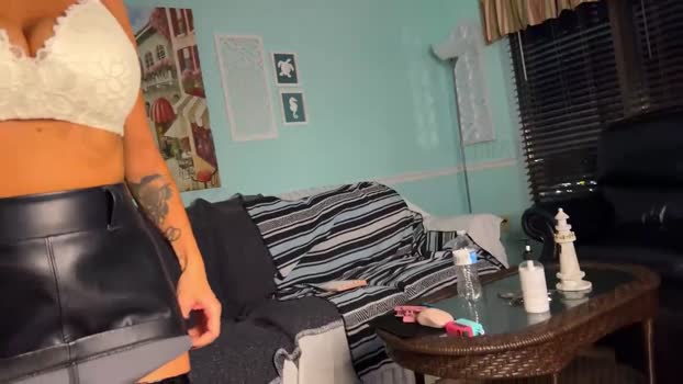 bigguylilmiss nude Webcam SHOW @ Chaturbate 25-10-2025