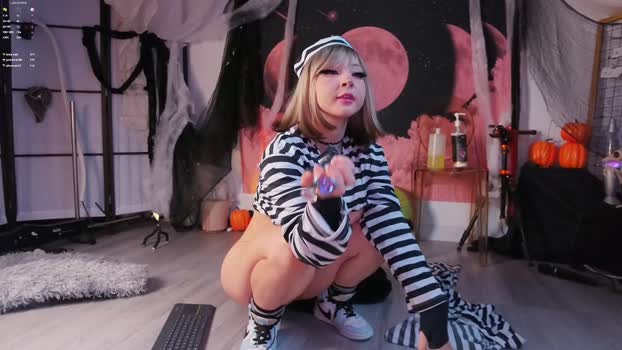 mollyflwers sexy Webcam SHOW @ Chaturbate 24-10-2025