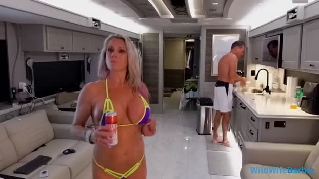 wildwifebarbie fuckface Webcam SHOW @ Chaturbate 26-10-2025