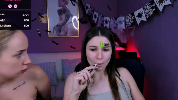 flora_ri spanking Webcam SHOW @ Chaturbate 28-10-2025