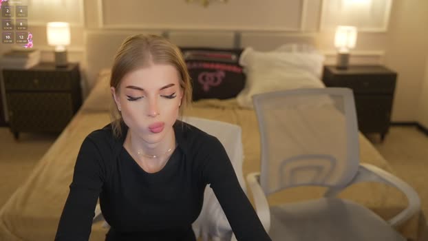 bright_diamonds_054 fuckass Webcam SHOW @ Chaturbate 05-11-2025
