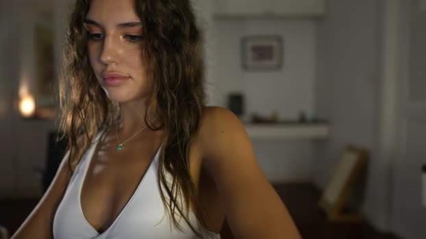 valerieh Cam Webcam SHOW @ Chaturbate 06-11-2025