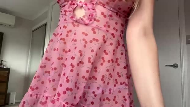 kittengirlxo spank Webcam SHOW @ Chaturbate 07-11-2025