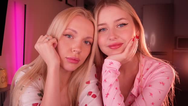 cute18cute squirt Webcam SHOW @ Chaturbate 12-11-2025