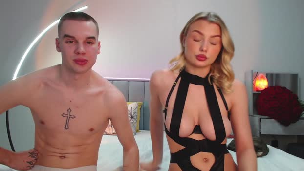 love_vibe love Webcam SHOW @ Chaturbate 16-11-2025