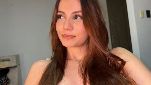 elisabethwillian kissing Webcam SHOW @ Chaturbate 18-11-2025