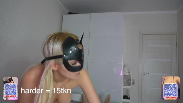 cream_fucks legs Webcam SHOW @ Chaturbate 22-11-2025