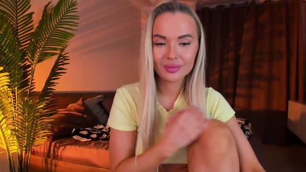 honey_bunnyy_ suckshow Webcam SHOW @ Chaturbate 22-11-2025