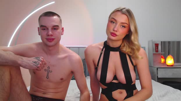 love_vibe Show Webcam SHOW @ Chaturbate 22-11-2025