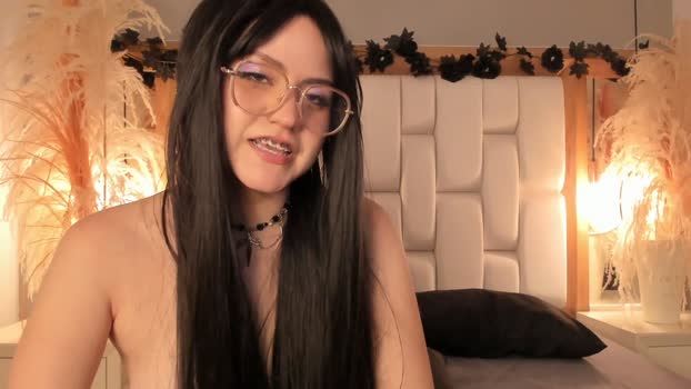daphne_and_roger Wet Webcam SHOW @ Chaturbate 25-11-2025