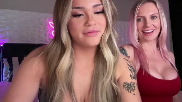 ari_02 show Webcam SHOW @ Chaturbate 28-11-2025