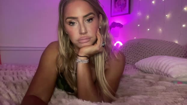 sexygoodvibebabe69 kissing Webcam SHOW @ Chaturbate 28-11-2025