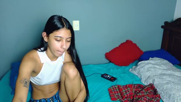 petitestrawberry18 sexybody Webcam SHOW @ Chaturbate 01-12-2025