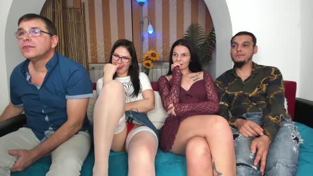 julyaandraul show Webcam SHOW @ Chaturbate 02-12-2025