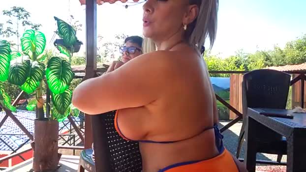 little_sharol wet Webcam SHOW @ Chaturbate 01-12-2025