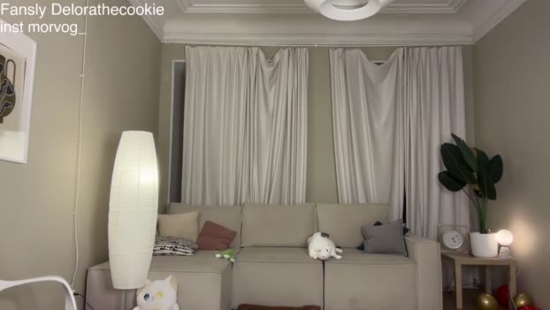 delorathecookie fingering Webcam SHOW @ Chaturbate 04-12-2025