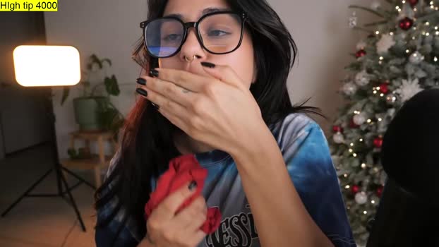 doubedeesarai lickpussy Webcam SHOW @ Chaturbate 05-12-2025